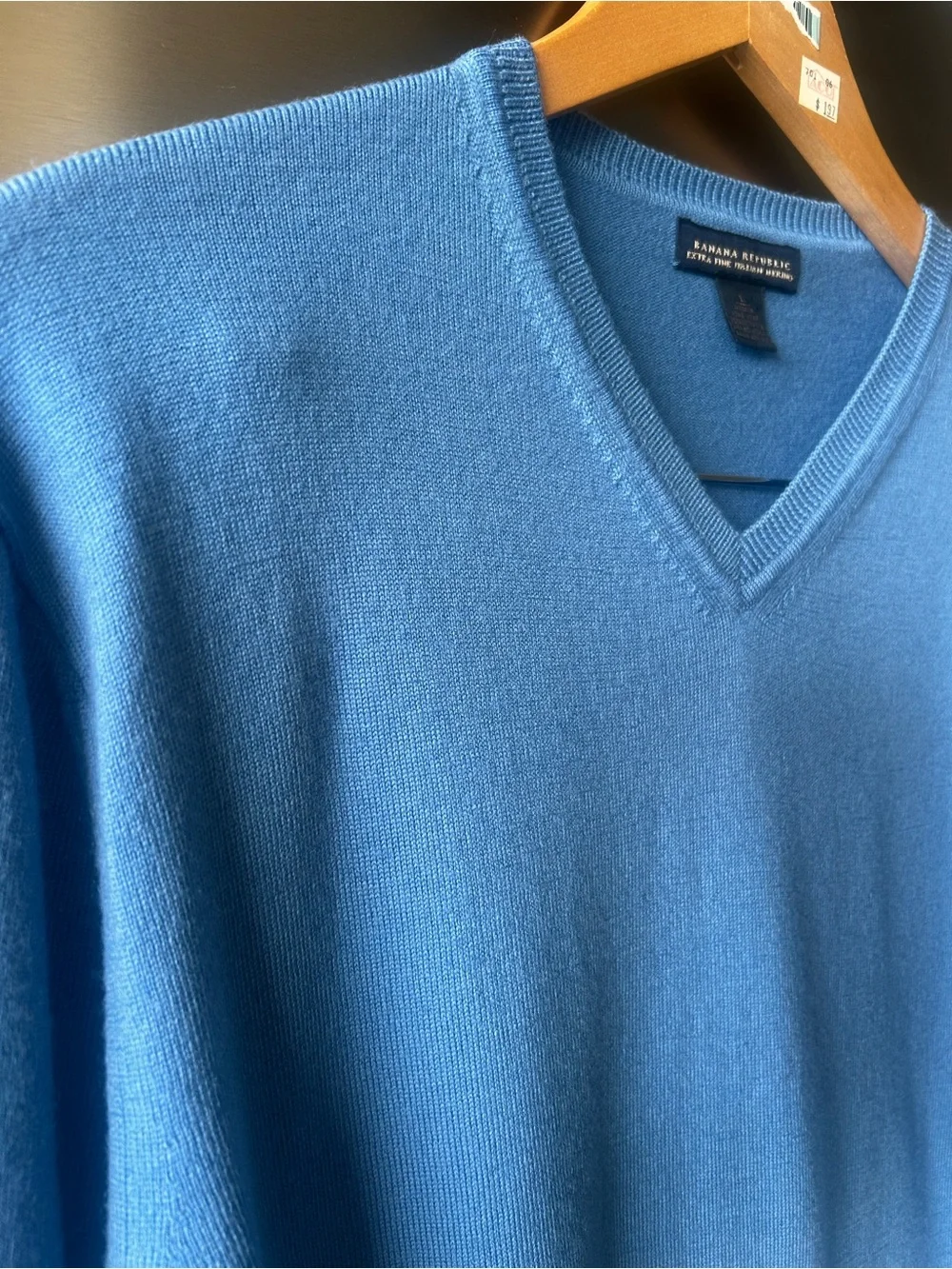 Banana Republic L 100% Merino Wool V Neck Sweater Bright Blue